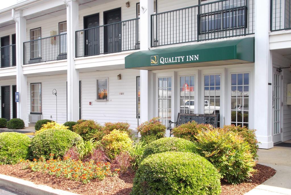 Quality Inn Sylacauga Exterior photo