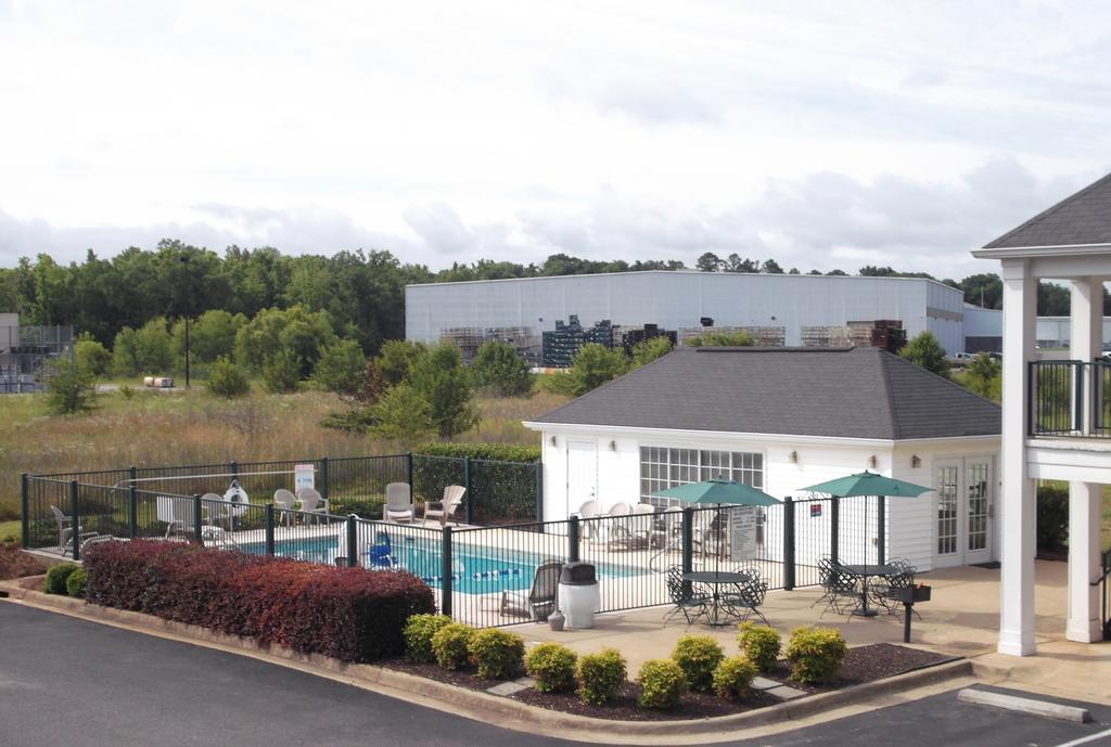 Quality Inn Sylacauga Exterior photo